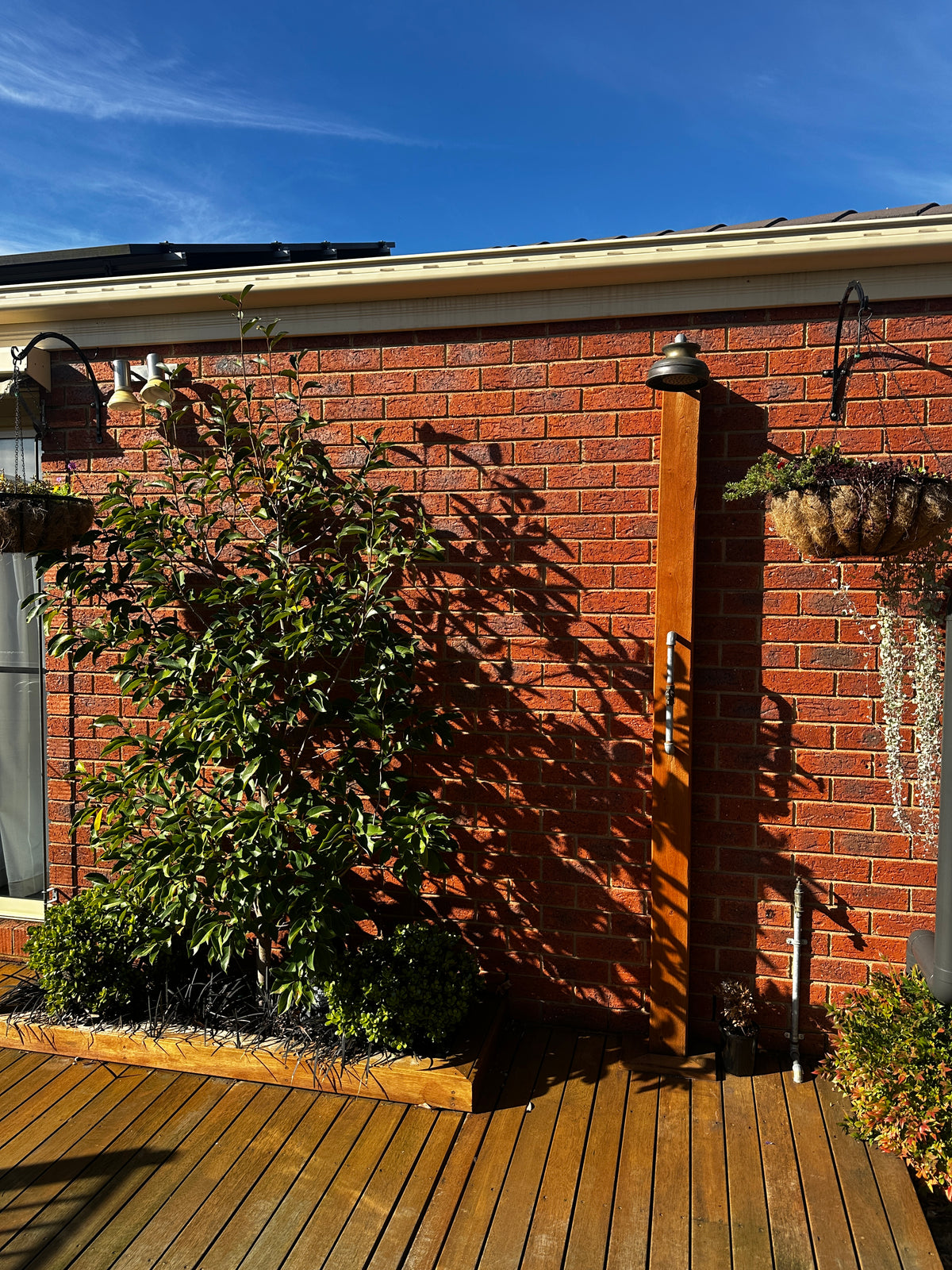 Full Outdoor Decking/Pergola & Landscape